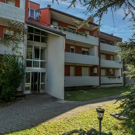 Διαμέρισμα Elindra Hospital Ούντινε